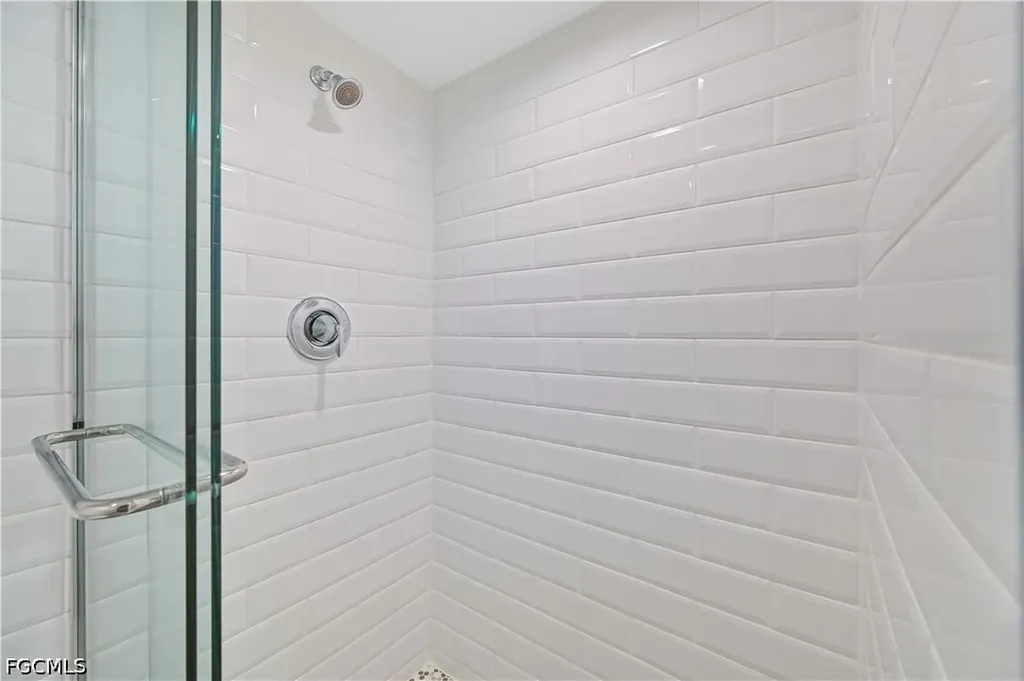 3030 Binnacle Drive Naples FL 34103