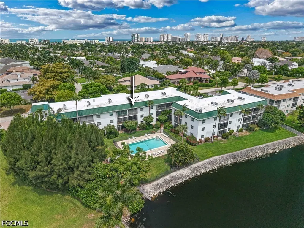 3030 Binnacle Drive Naples FL 34103