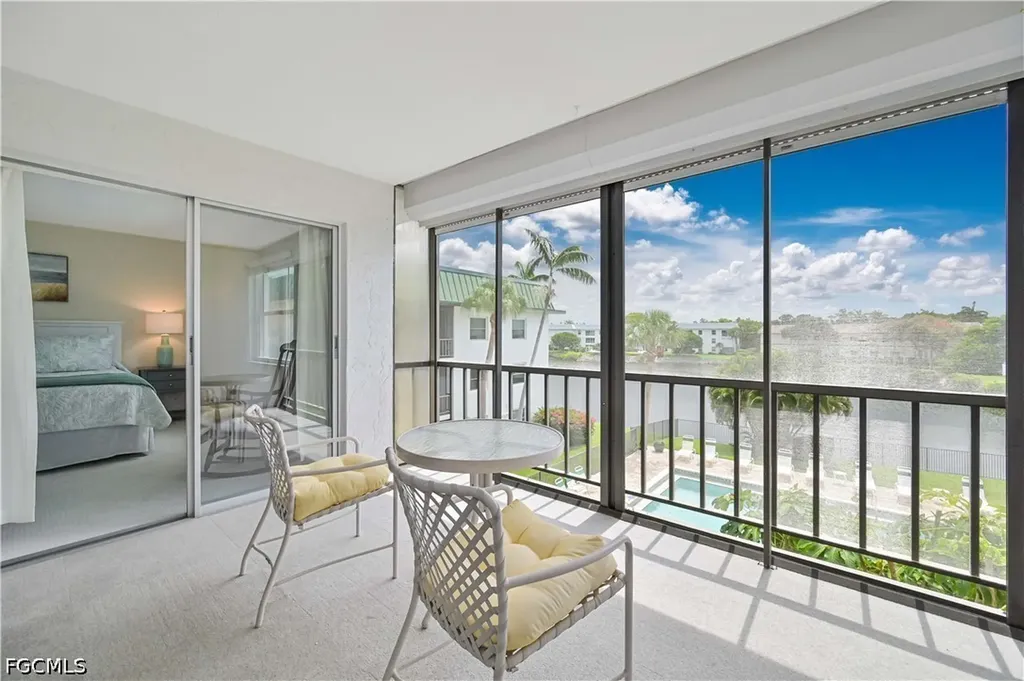 3030 Binnacle Drive Naples FL 34103