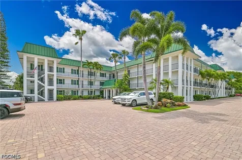 3030 Binnacle Drive Naples FL 34103