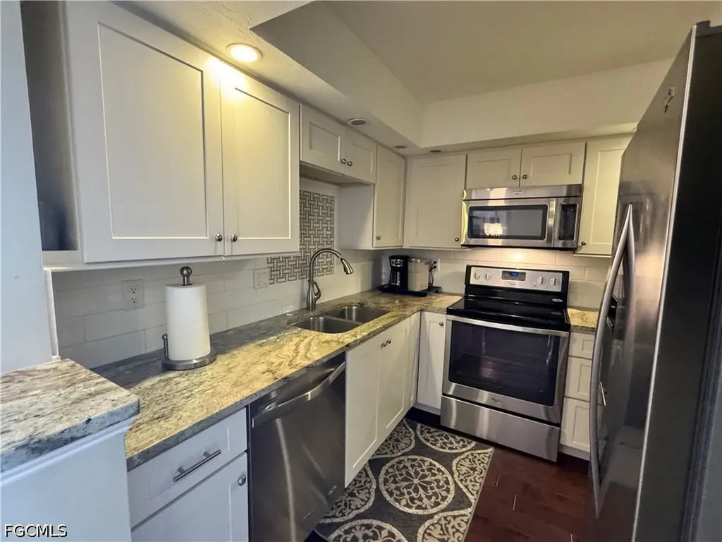 3490 N Key Drive North Fort Myers FL 33903