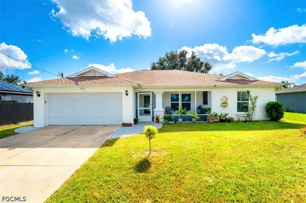3221 NE 15th Place Cape Coral FL 33909