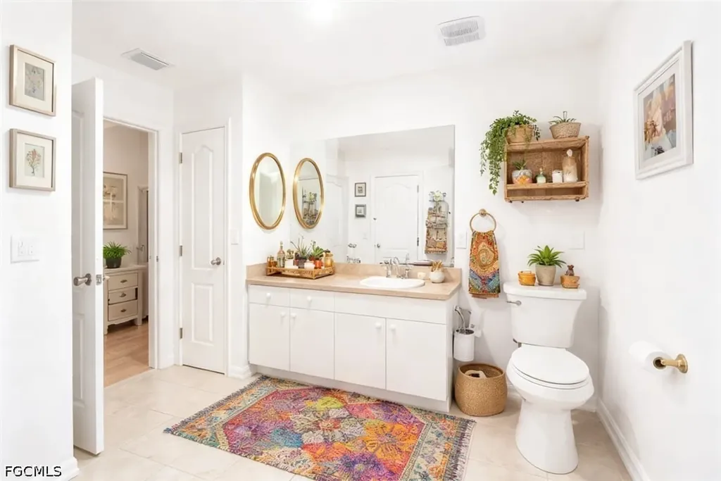 3221 NE 15th Place Cape Coral FL 33909