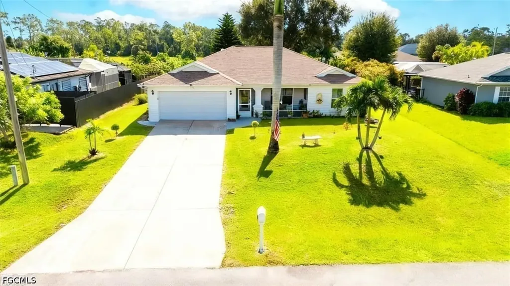 3221 NE 15th Place Cape Coral FL 33909