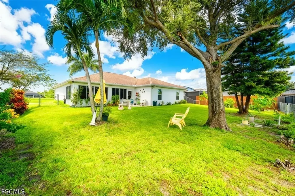 3221 NE 15th Place Cape Coral FL 33909