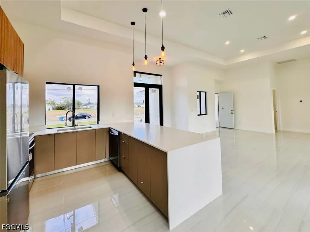 3424 NE 21st Place Cape Coral FL 33909