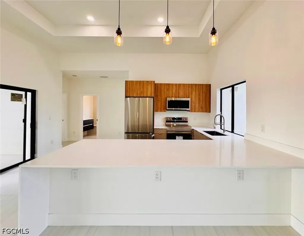 3424 NE 21st Place Cape Coral FL 33909