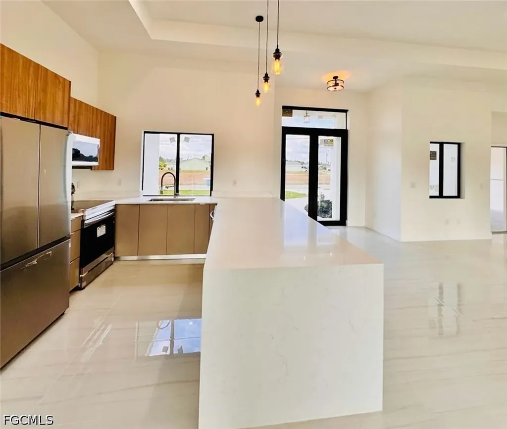 3424 NE 21st Place Cape Coral FL 33909