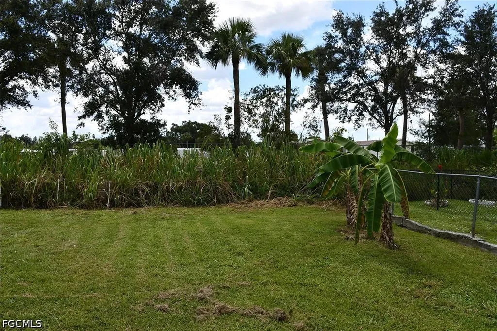 1591 Sunkist Way Fort Myers FL 33905