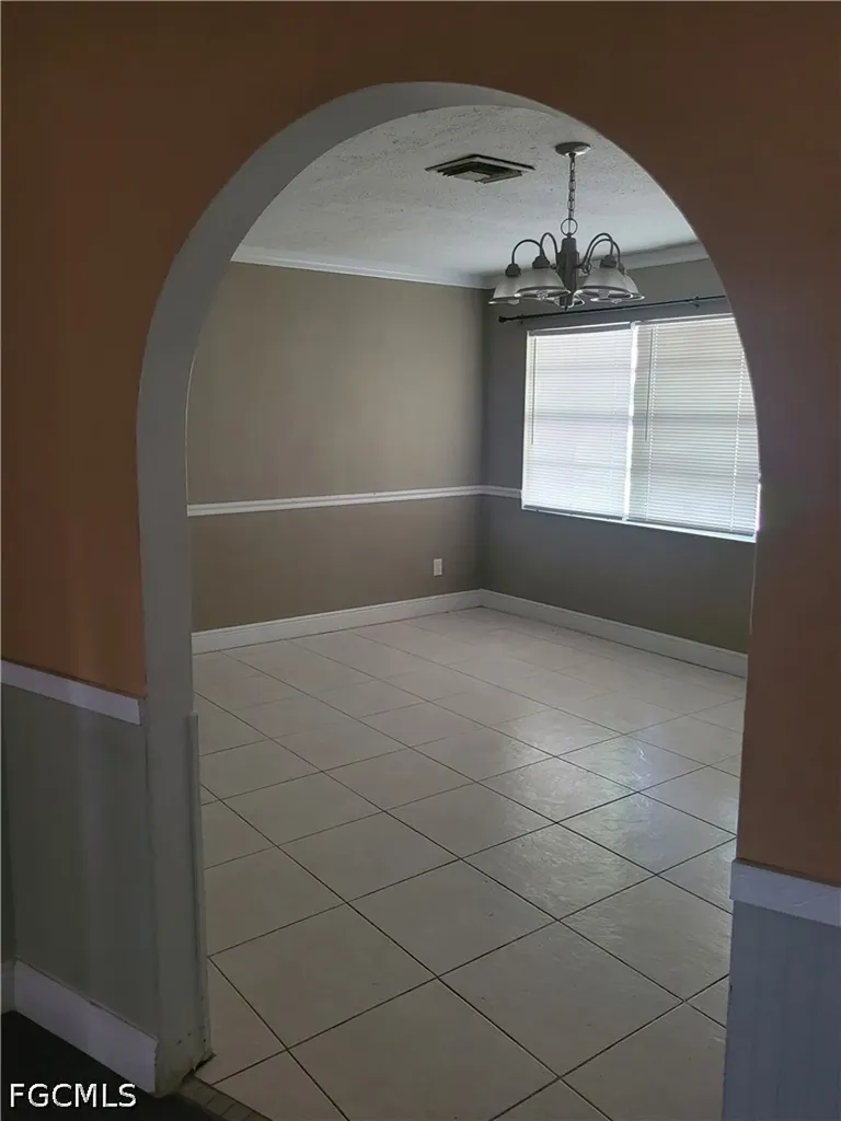 1591 Sunkist Way Fort Myers FL 33905