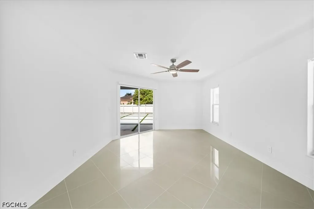 1900 NE 1st Avenue Cape Coral FL 33909