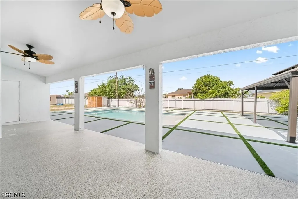 1900 NE 1st Avenue Cape Coral FL 33909