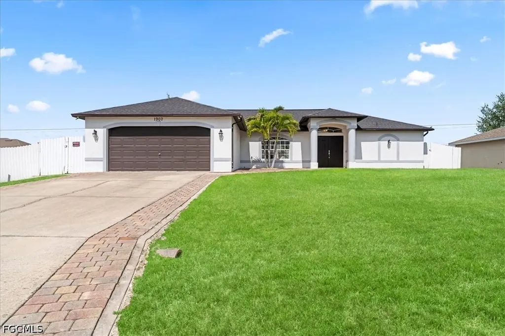 1900 NE 1st Avenue Cape Coral FL 33909