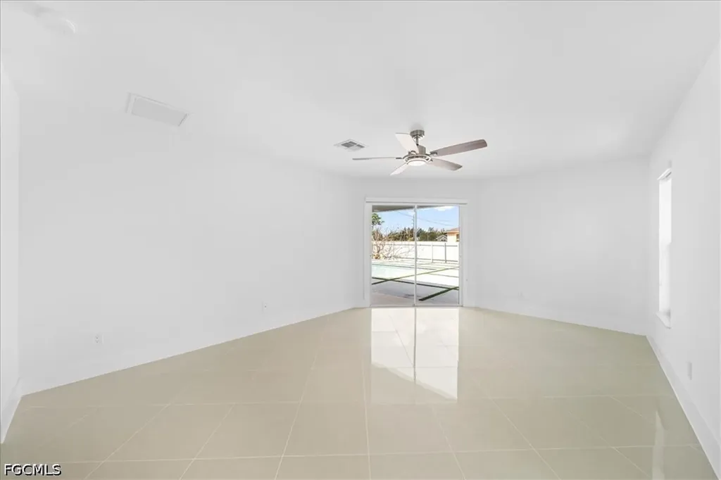 1900 NE 1st Avenue Cape Coral FL 33909