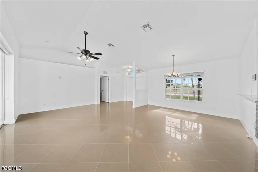 1900 NE 1st Avenue Cape Coral FL 33909