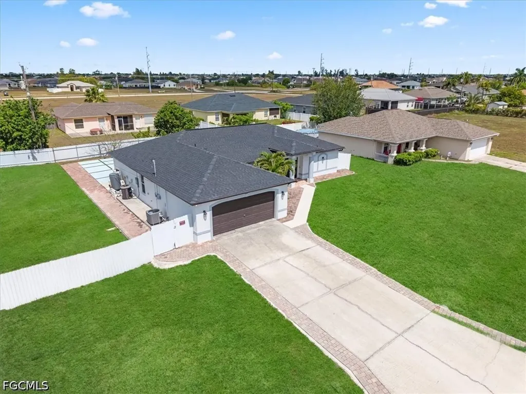 1900 NE 1st Avenue Cape Coral FL 33909