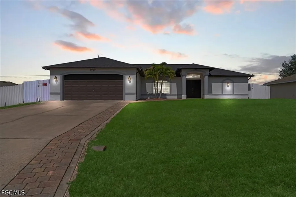 1900 NE 1st Avenue Cape Coral FL 33909