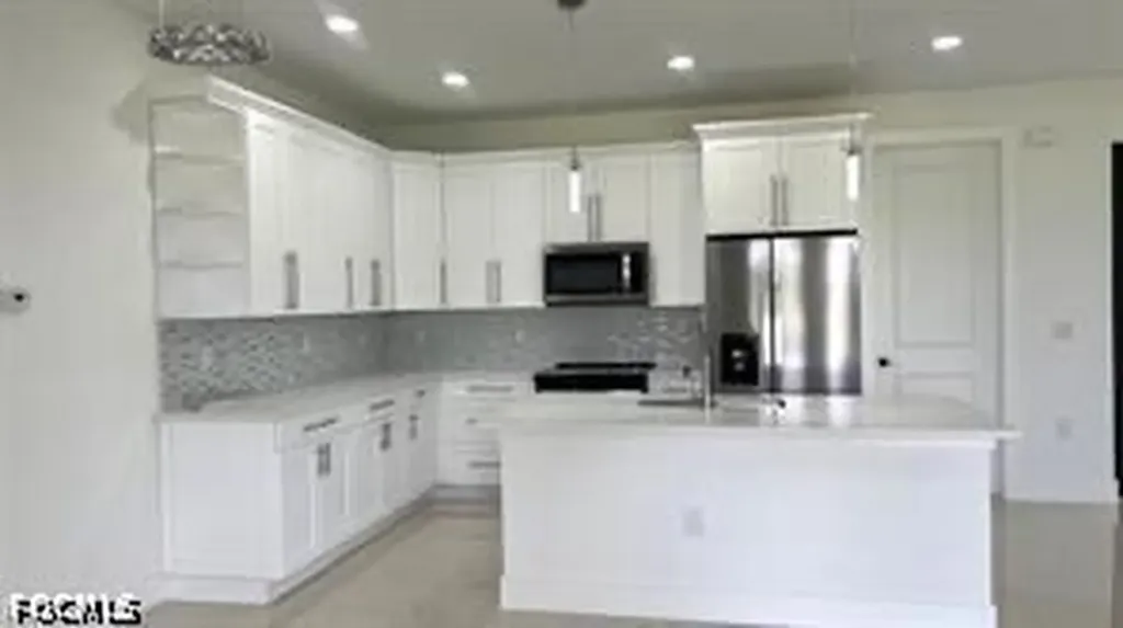 3906 6 Street W Lehigh Acres FL 33971