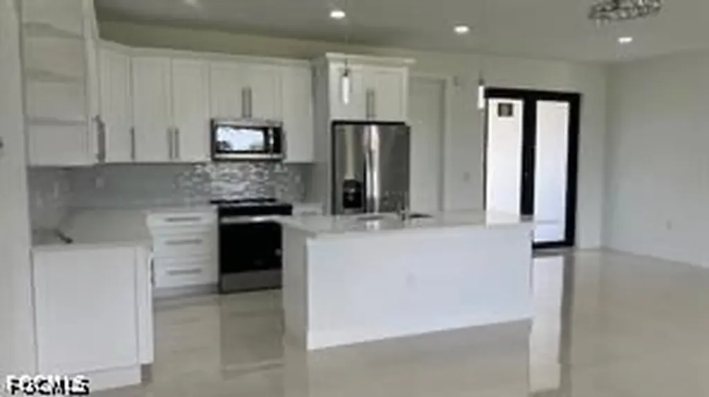 3906 6 Street W Lehigh Acres FL 33971