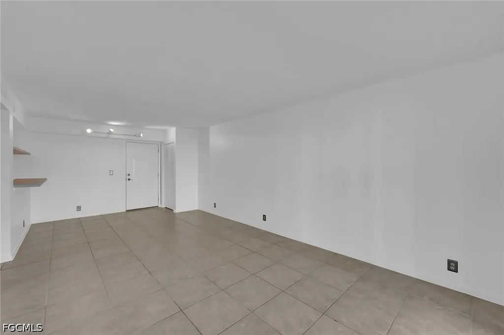 2875 Palm Beach Boulevard Fort Myers FL 33916