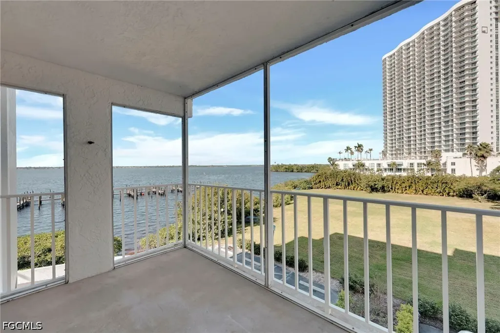 2875 Palm Beach Boulevard Fort Myers FL 33916