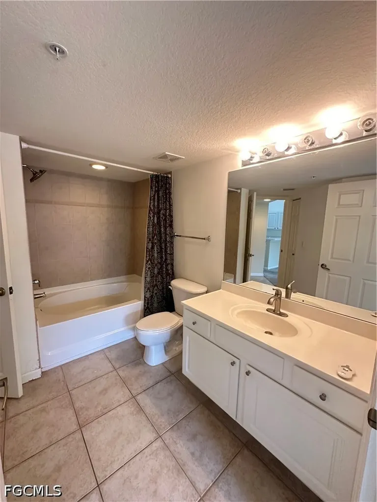 4105 Residence Drive Fort Myers FL 33901