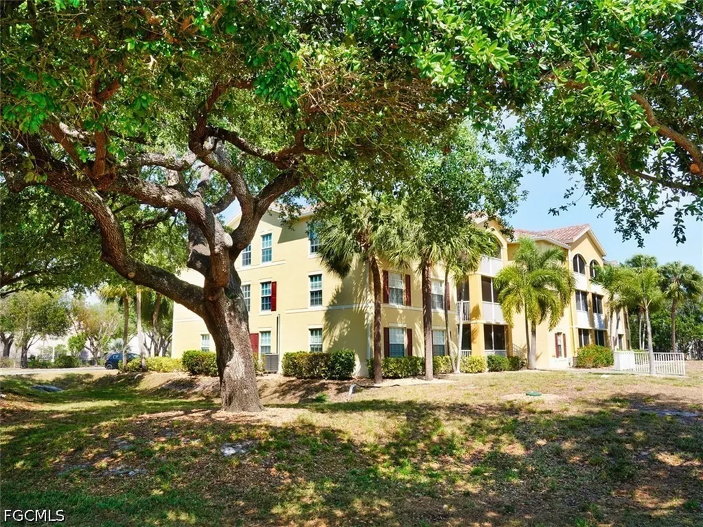 4105 Residence Drive Fort Myers FL 33901