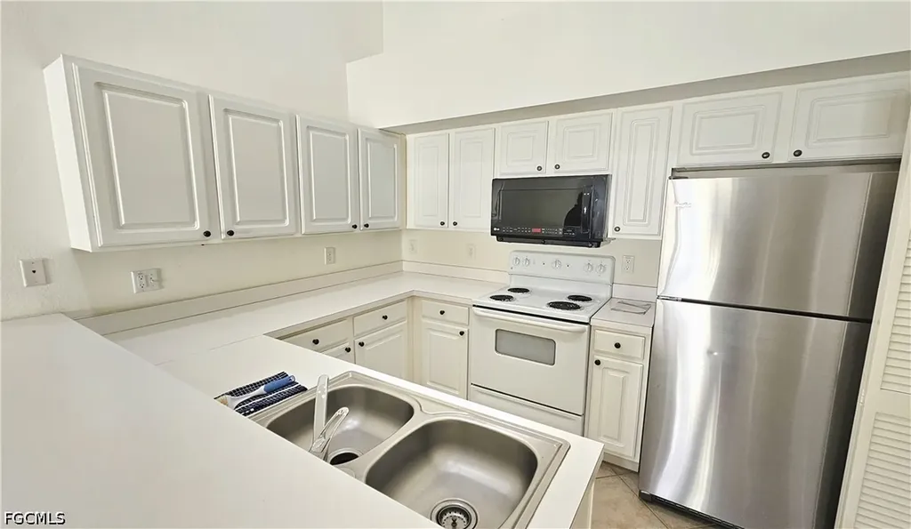 4105 Residence Drive Fort Myers FL 33901