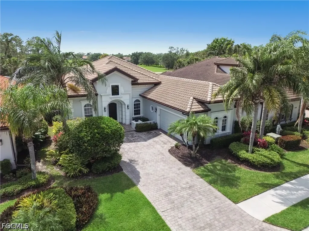7672 Sussex Court Naples FL 34113
