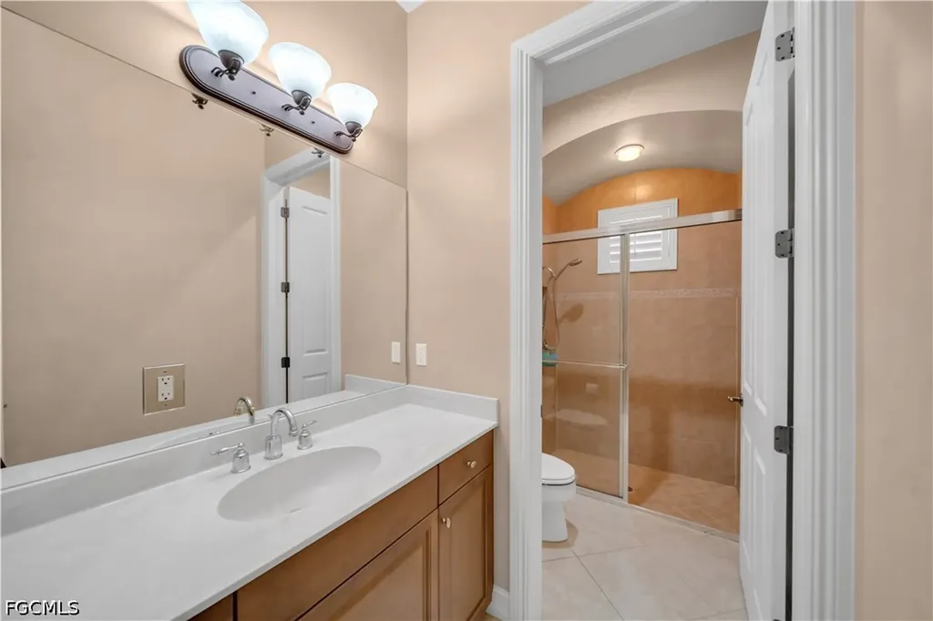 7672 Sussex Court Naples FL 34113