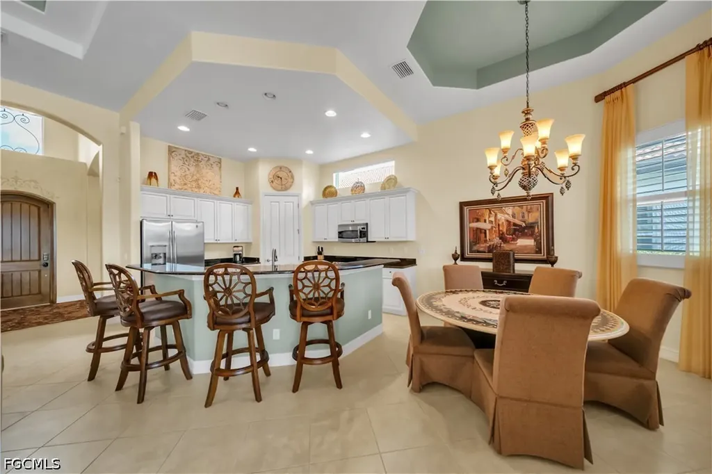 7672 Sussex Court Naples FL 34113