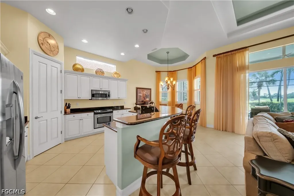 7672 Sussex Court Naples FL 34113