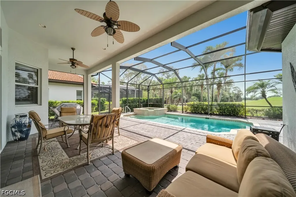 7672 Sussex Court Naples FL 34113