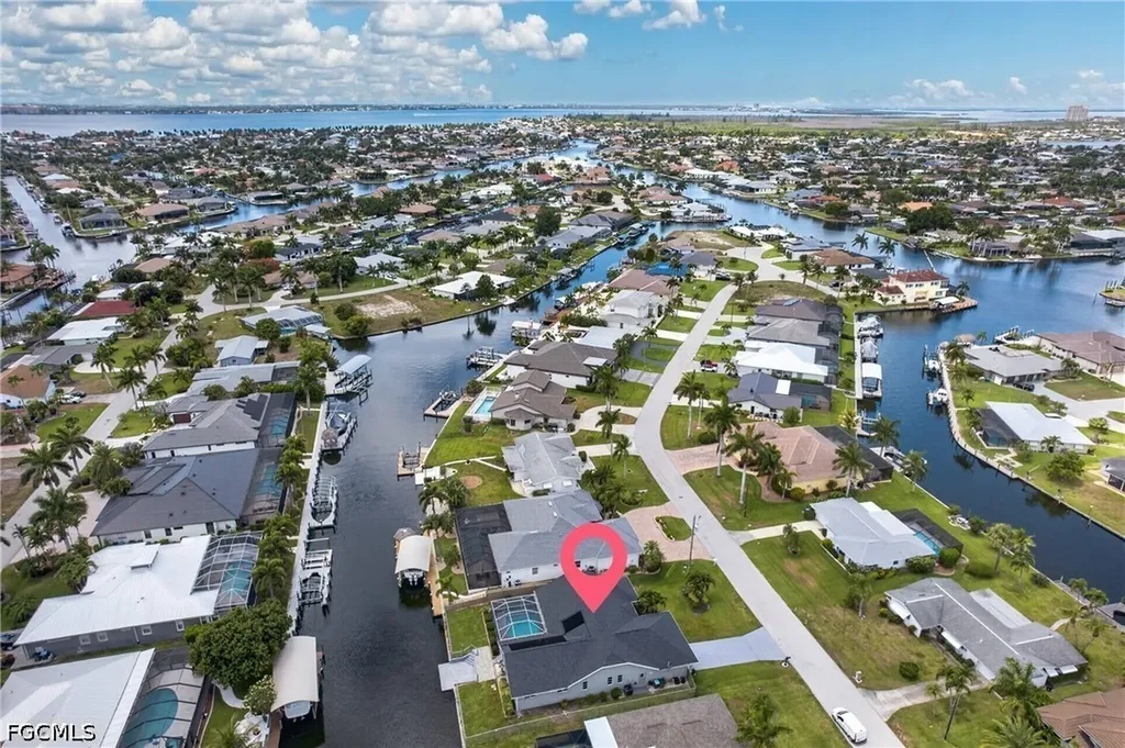 4933 Seville Court Cape Coral FL 33904