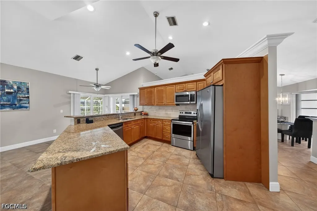 4933 Seville Court Cape Coral FL 33904