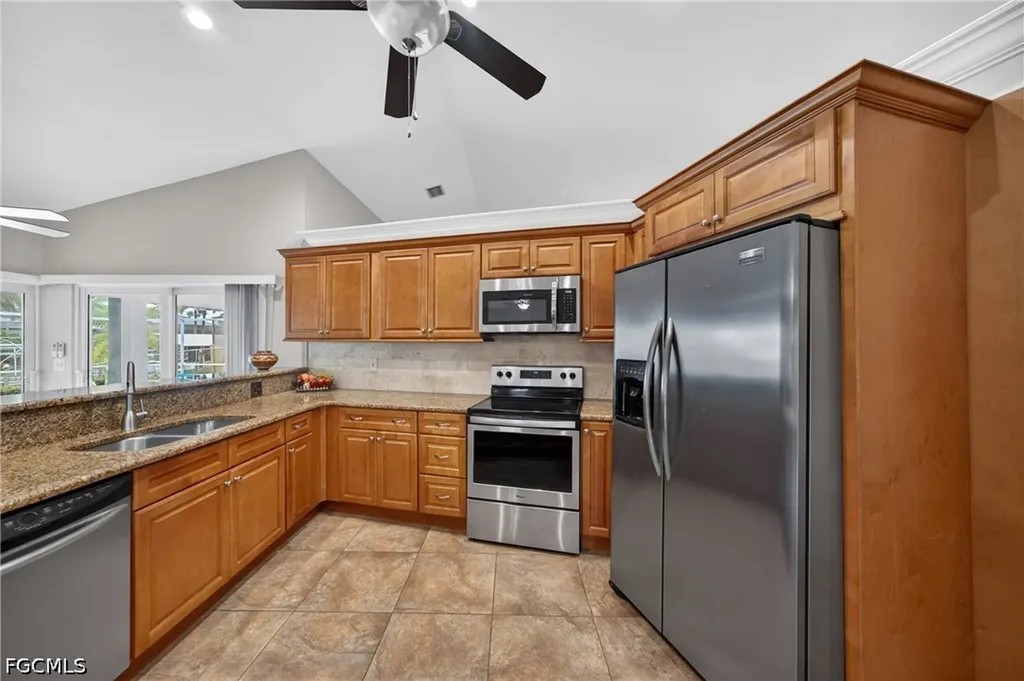 4933 Seville Court Cape Coral FL 33904