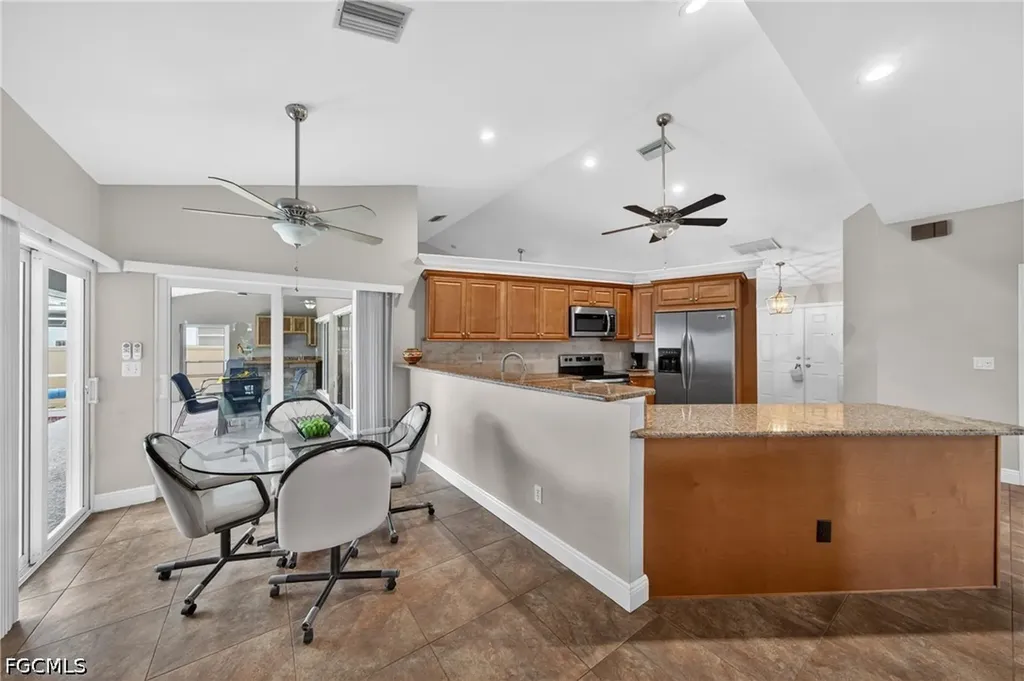 4933 Seville Court Cape Coral FL 33904