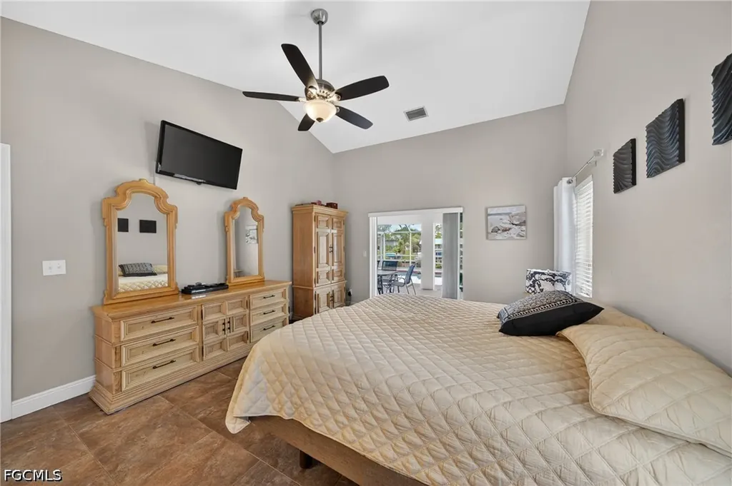 4933 Seville Court Cape Coral FL 33904