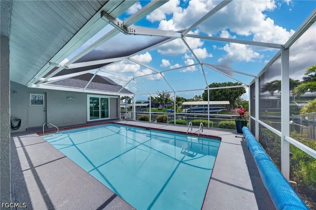 4933 Seville Court Cape Coral FL 33904