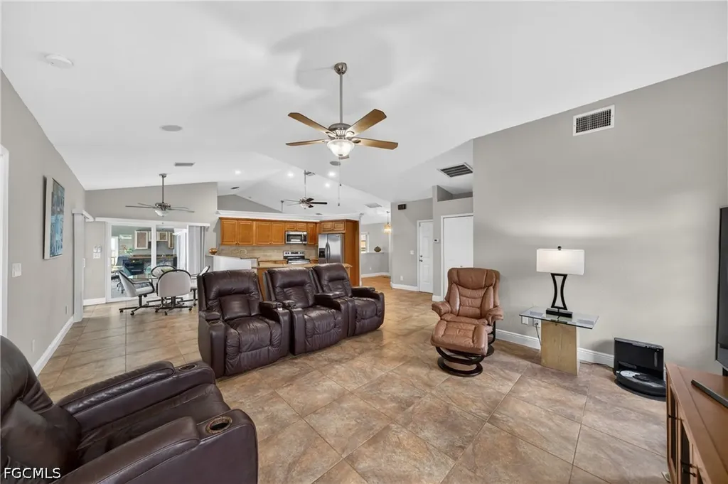 4933 Seville Court Cape Coral FL 33904