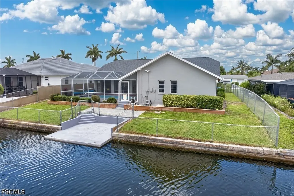 4933 Seville Court Cape Coral FL 33904