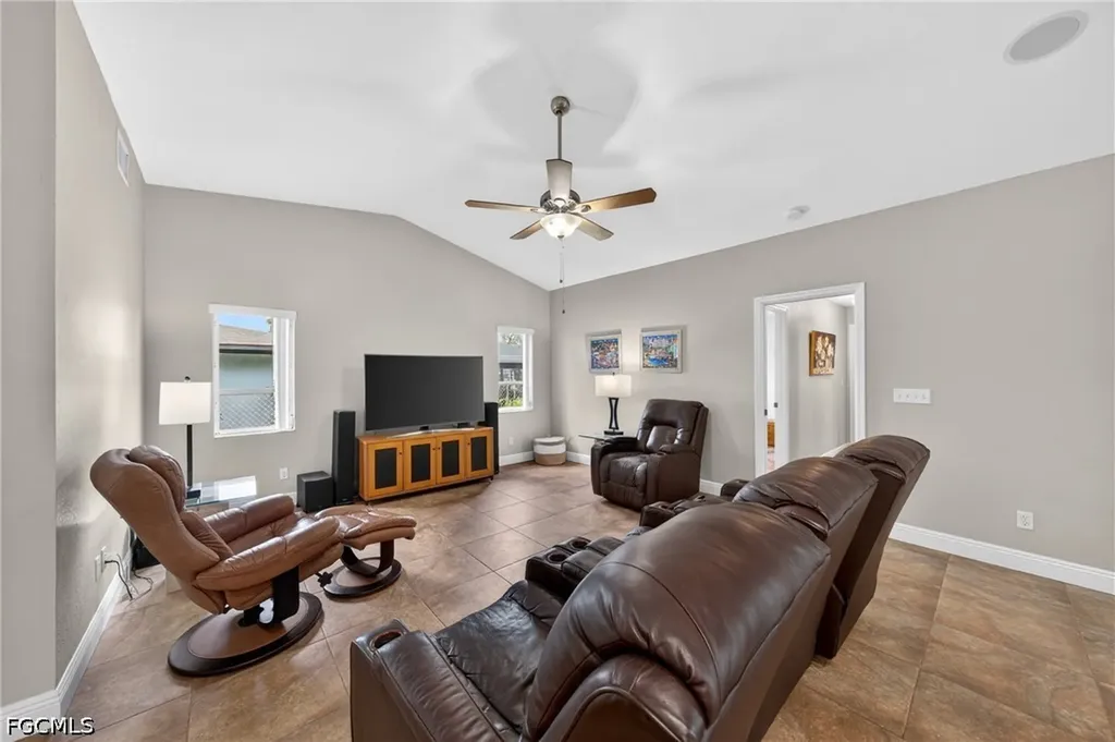 4933 Seville Court Cape Coral FL 33904