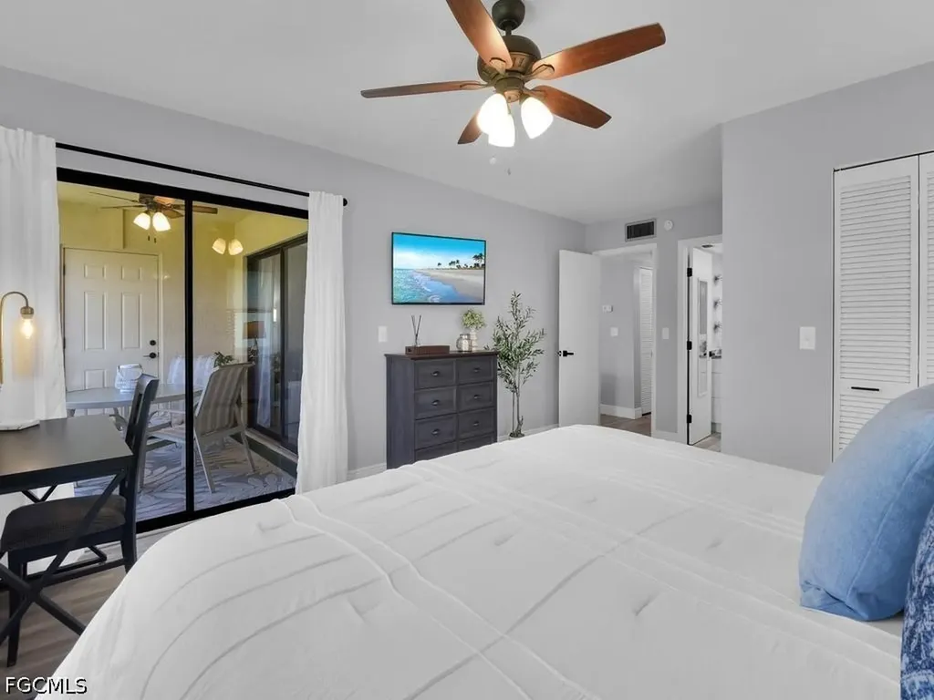 8474 Charter Club Circle Fort Myers FL 33919
