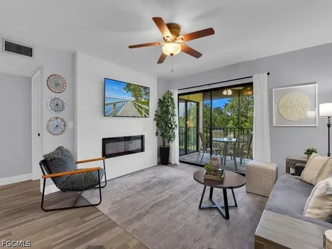 8474 Charter Club Circle Fort Myers FL 33919