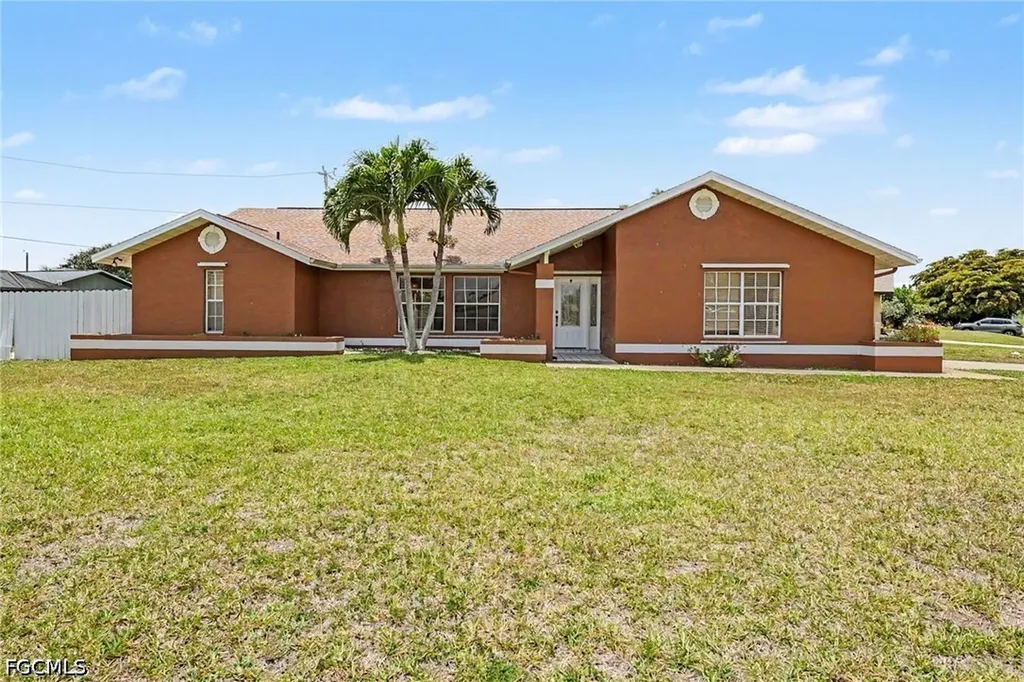 Cape Coral FL, 628 SE 21st Lane