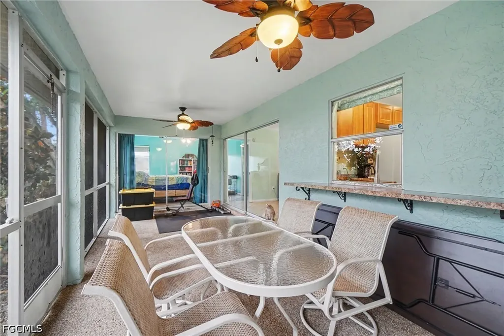 2215 SE 8th Street Cape Coral FL 33990