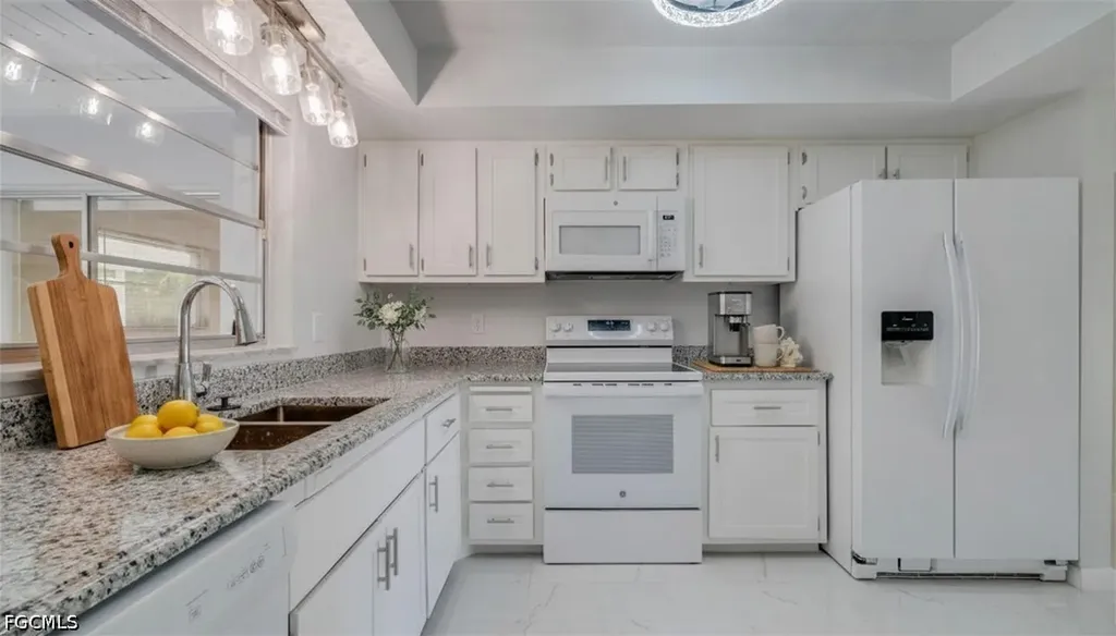 5657 Eichen Circle E Fort Myers FL 33919