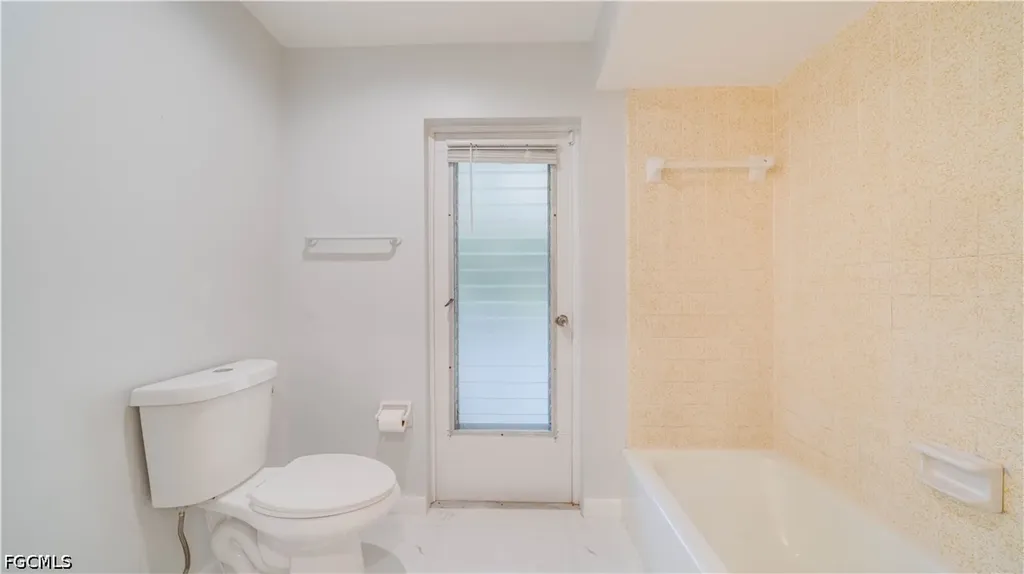 5657 Eichen Circle E Fort Myers FL 33919