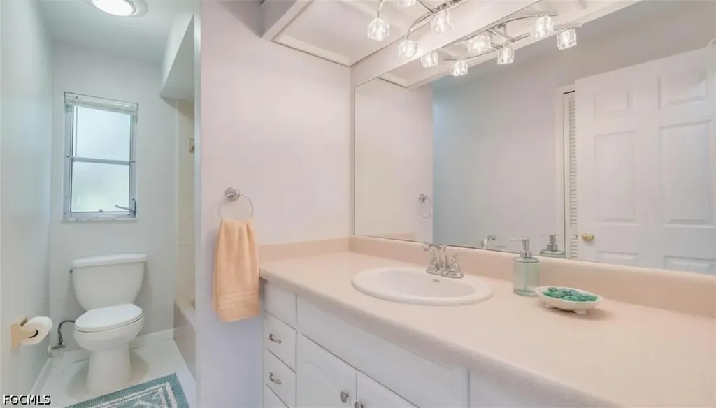 5657 Eichen Circle E Fort Myers FL 33919