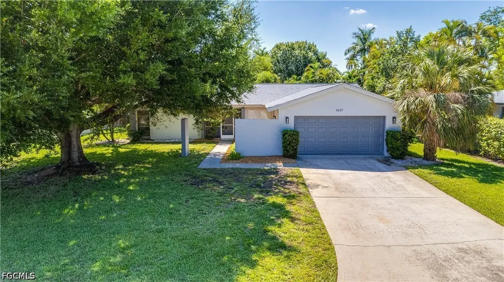 5657 Eichen Circle E Fort Myers FL 33919
